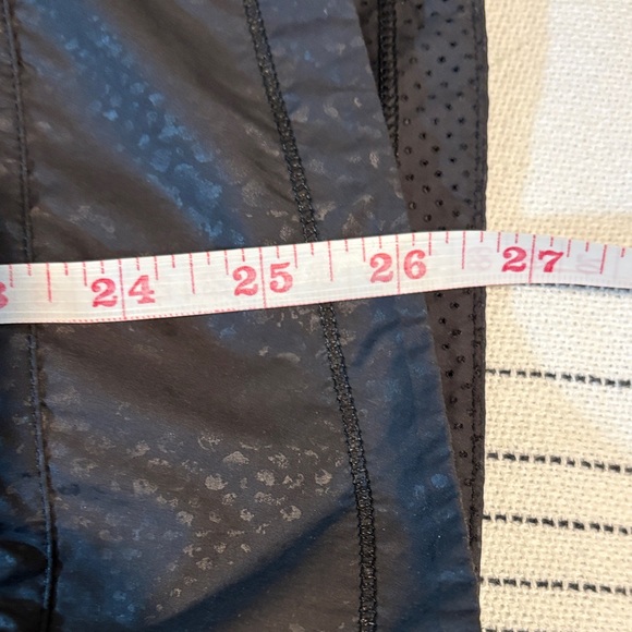 lululemon Miss Misty Black Hooded Windbreaker Jacket - Picture 11 of 16